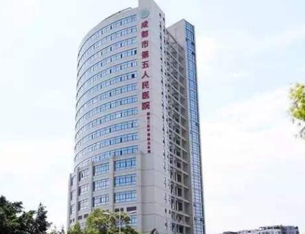2023成都牙周康治療排名前十位的大型齒科醫(yī)院口碑技術(shù)PK!成都五院口腔科靠譜選擇！