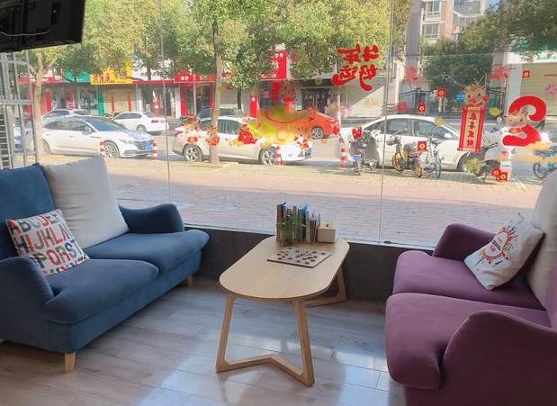蚌埠玉珠口腔門(mén)診部休息區(qū)