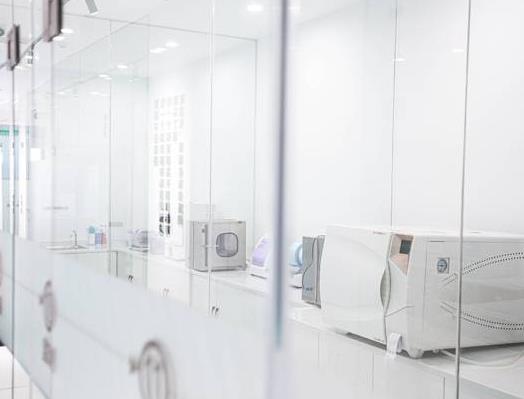 玉林北流印章口腔門診消毒室